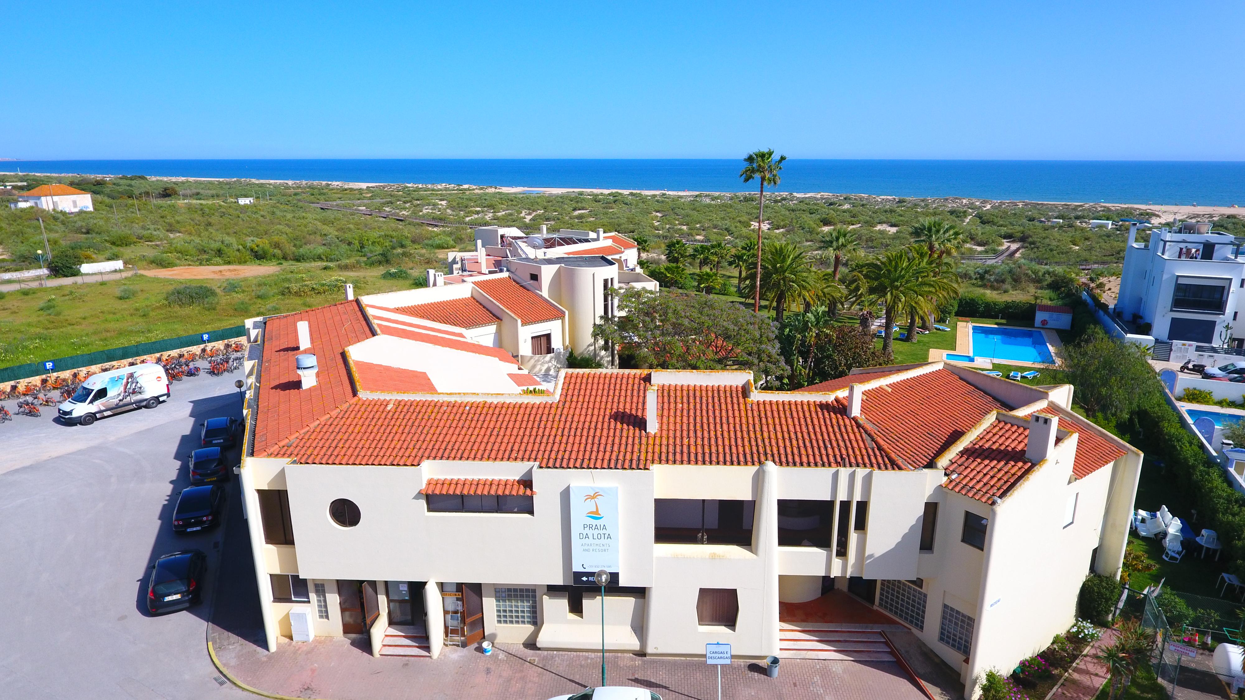 Praia Da Lota Resort - Beachfront Hotel Manta Rota Exterior foto